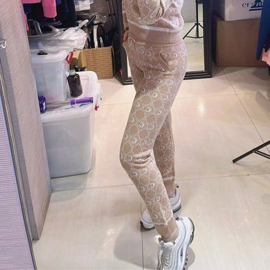 💎Han's house精品服飾💎CHLOE 滿版 LOGO 針織 毛衣 長褲 現貨 青年款-2