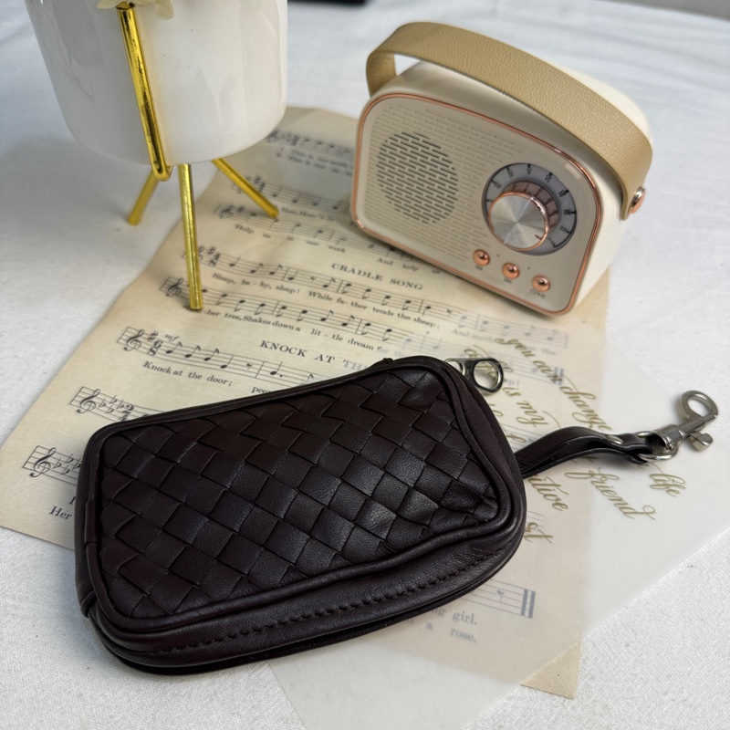 【赫蒂國際精品】 Bottega Veneta 經典皮革編織隨身包 vintage 二手 中古-1