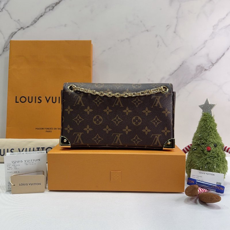 LV Trunkie East West帆布老花鏈帶包-1
