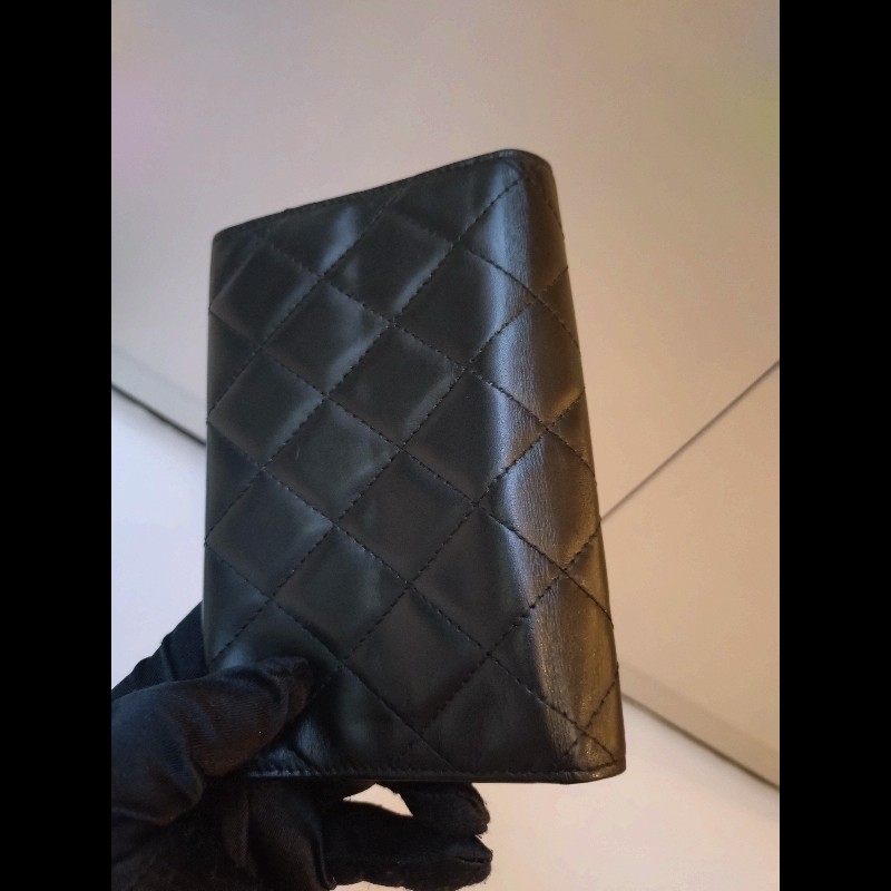 Chanel 黑底白雙C中夾-4