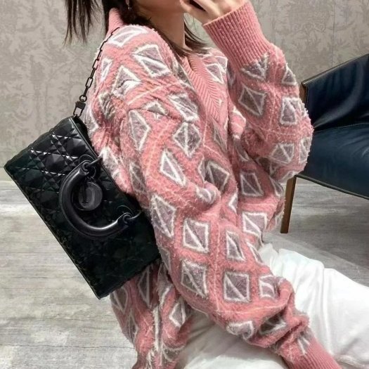 💎Han's house精品服飾💎DIOR 滿版 毛絨 毛衣 現貨 M 原價65000-0