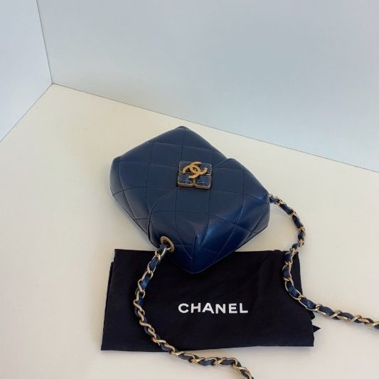 閒置新 香奈兒/Chanel 四葉草寶石扣 寶藍色菱格盒子包 芯片款-4