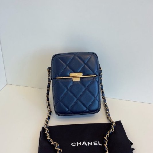 閒置新 香奈兒/Chanel 四葉草寶石扣 寶藍色菱格盒子包 芯片款-6