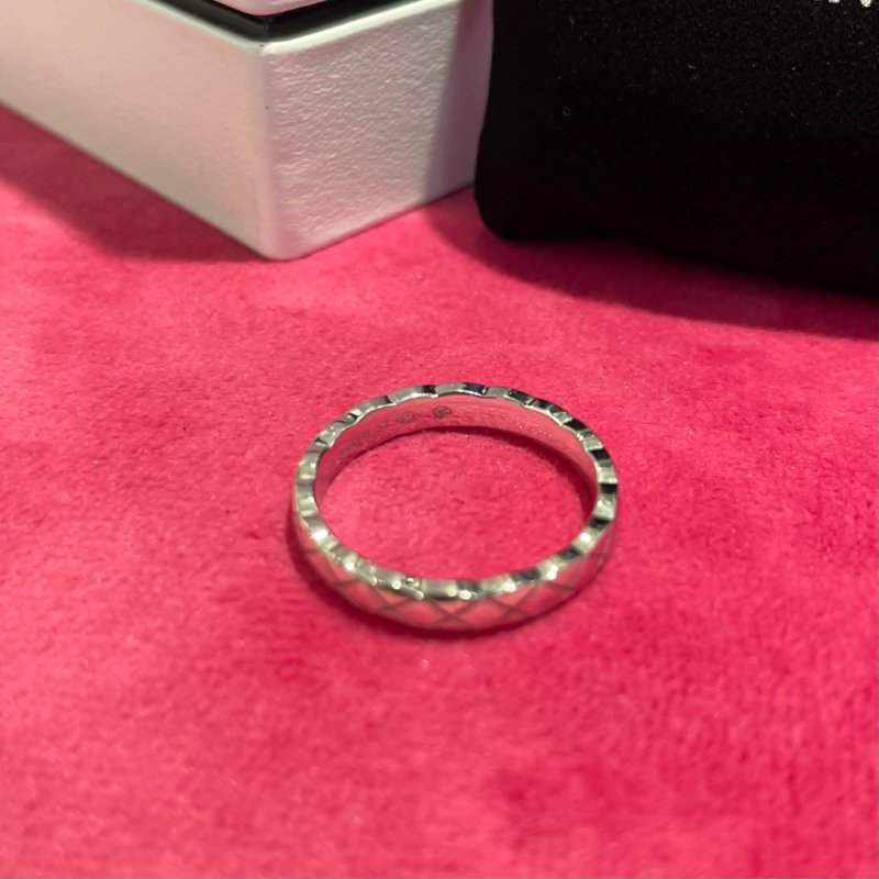 CHANEL COCO CRUSH戒指53號 白K-4
