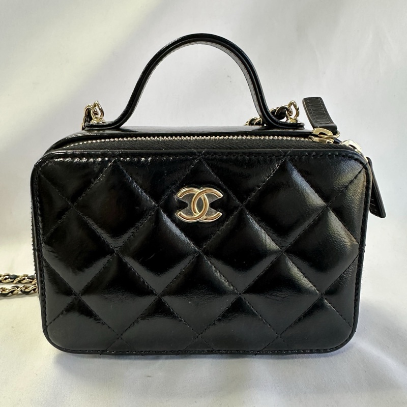 CHANEL❤️🔥全網最低價 🪭香奈兒黑金漆皮/難買稀有/手柄盒子/相機包/粉色內裡/千金感/小廢包-5