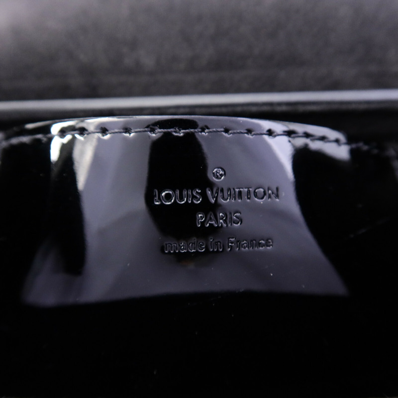 LOUIS VUITTON 漆皮皮革Twist PM鏈帶肩背袋-5