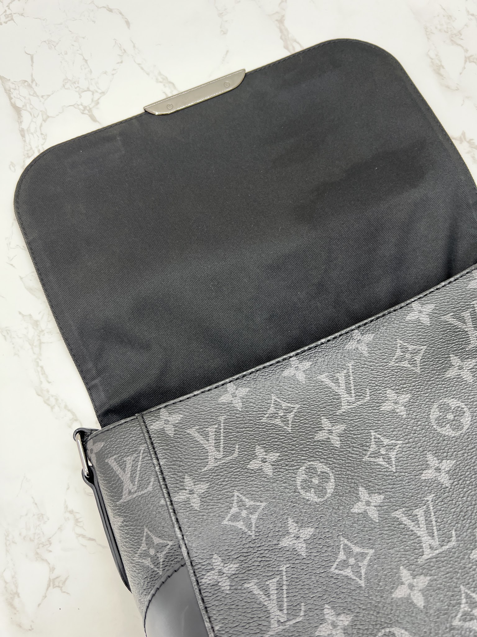 香緹國際精品 LV 黑武士 肩背包 1000-9