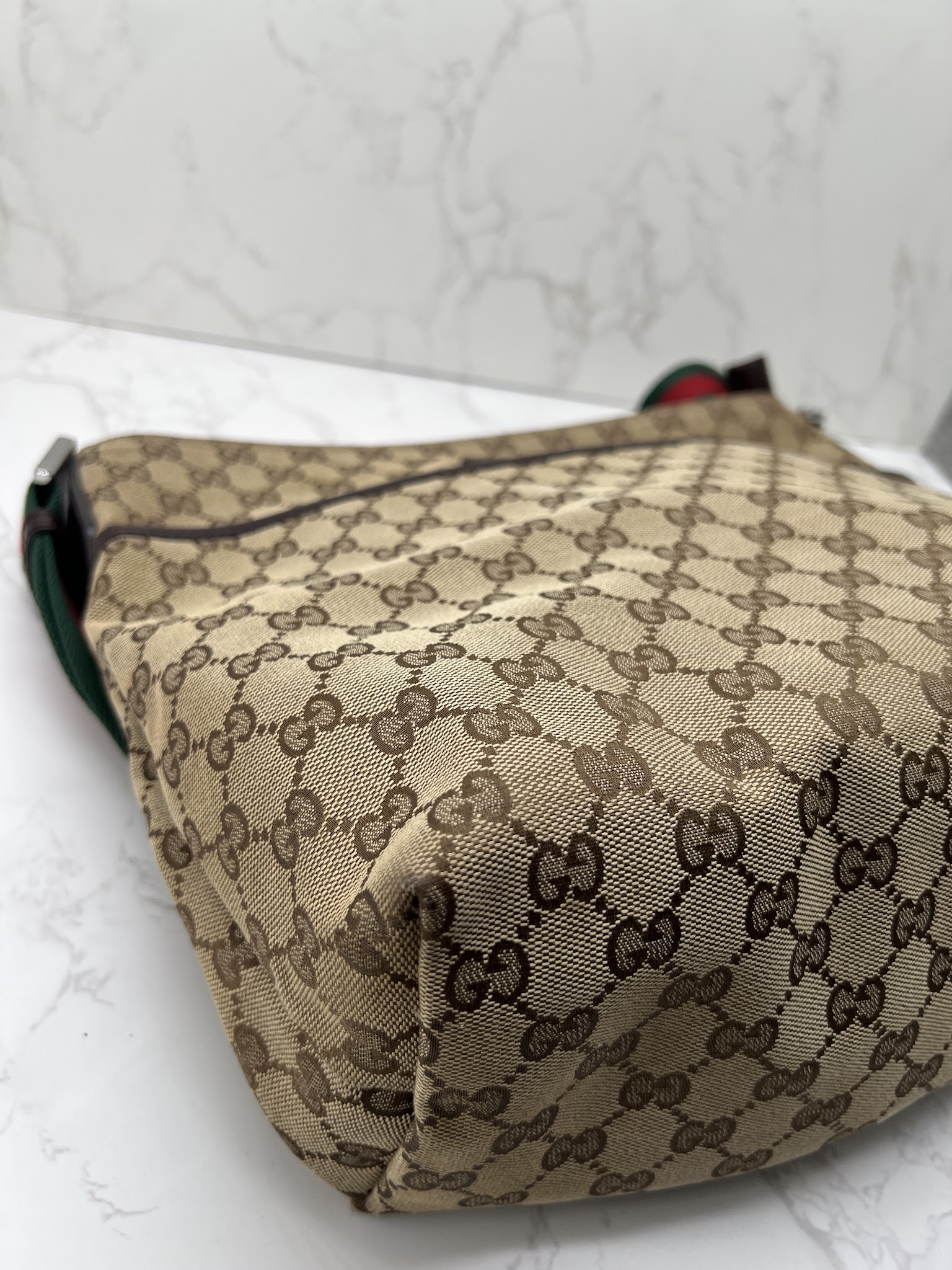 香緹國際精品 GUCCI 帆布肩帶側背包 1004-4