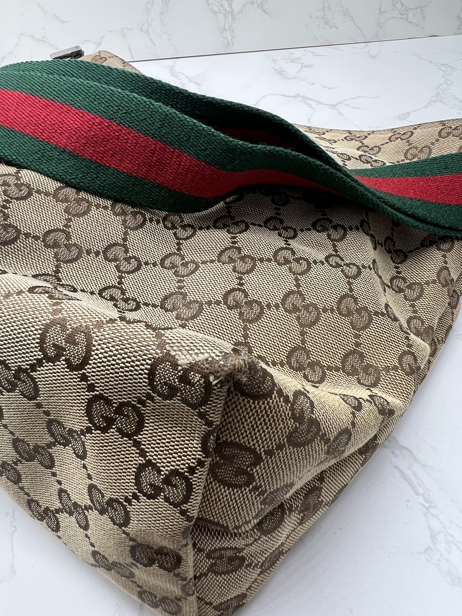 香緹國際精品 GUCCI 帆布肩帶側背包 1004-5