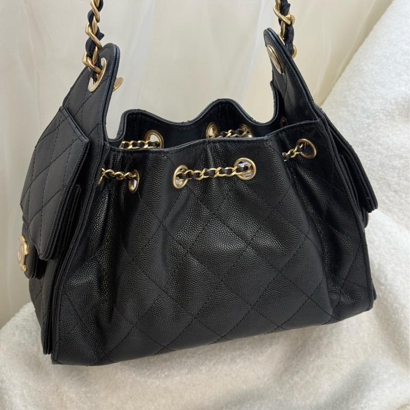 全新CHANEL 25 mini Hobo 黑金 ✨最新晶片款-3