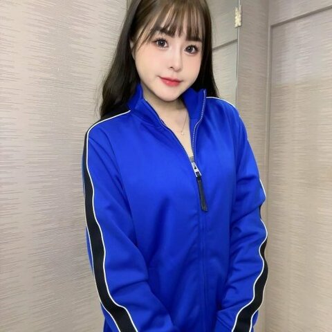 💎Han's house精品服飾💎 LOEWE 刺繡 LOGO 外套  現貨 46原價49000