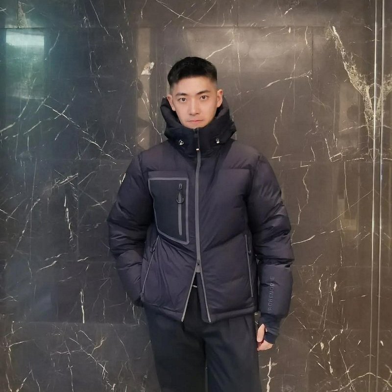 💎Han's house精品服飾💎moncler Mandres 滑雪系列 高機能 防水 羽絨 連帽 外套 可手水洗 現貨4 原價81000-0