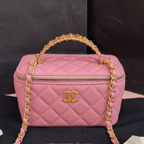 全新品 香奈兒/Chanel 櫻花粉 字母鏤空logo手柄長盒子鏈條包