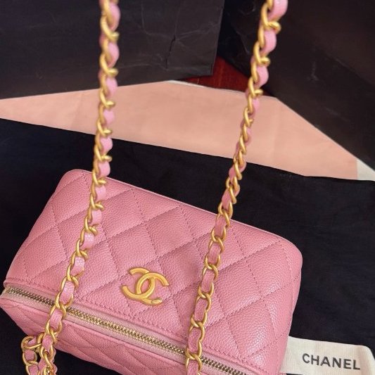 全新品 香奈兒/Chanel 櫻花粉 字母鏤空logo手柄長盒子鏈條包-9