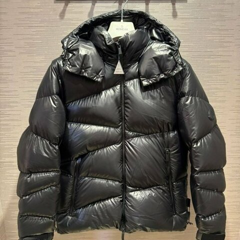 💎Han's house精品服飾💎moncler Yonne 羽絨 防風 防水 連帽 可拆 外套 可手水洗 現貨 0原價64800