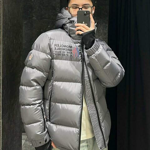 💎Han's house精品服飾💎moncler Isorno 滑雪系列 高機能 防水 羽絨 連帽 外套 可手水洗 現貨 4原價79200