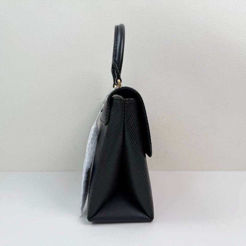 路易威登/Louis Vuitton LOCKY BB 黑色牛皮水波紋鎖頭包-2