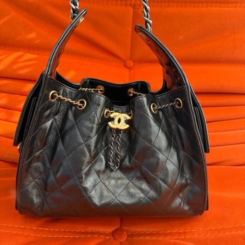 chanel 25bag