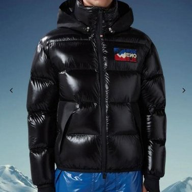💎Han's house精品服飾💎 moncler Marcassin 滑雪系列 高機能 防水 羽絨 連帽 外套 可手水洗 現貨2 原價61000-8