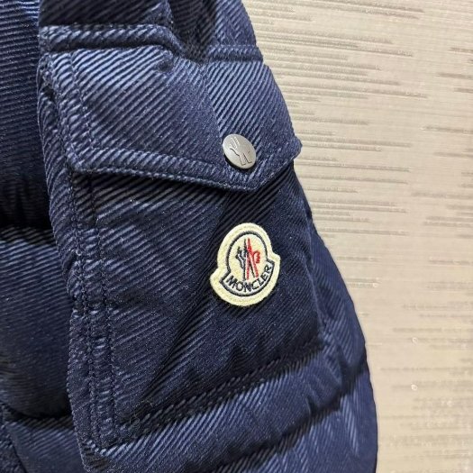 💎Han's house精品服飾💎Moncler Lule 羽絨 外套 可水洗 現貨 4 原價83500-1
