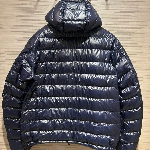 💎Han's house精品服飾💎 moncler Tablasses 羽絨 外套 特殊款 雙面穿 帽可拆 可手水洗 現貨 3/4原價79300-3