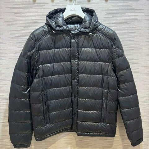 💎Han's house精品服飾💎MONCLER Gliere 羽絨 連帽 外套 可手水洗 義大利製 現貨 3 原價61200