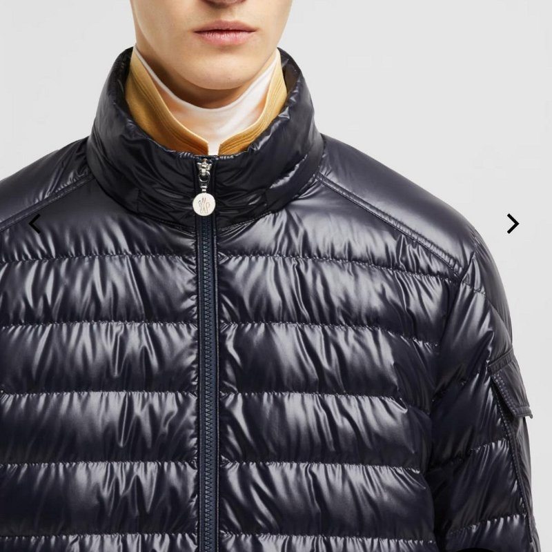 💎Han's house精品服飾💎moncler LAUROS 羽絨 連帽可拆 外套 可手水洗 深藍 現貨 2/4原價55800-7