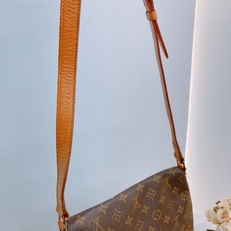 MS0640 Louis Vuitton 路易威登 輕便小背包 斜背 帆布 經典老花紋 金扣 Musette Salsa Crossbody Canvas Monogram x GHW-14