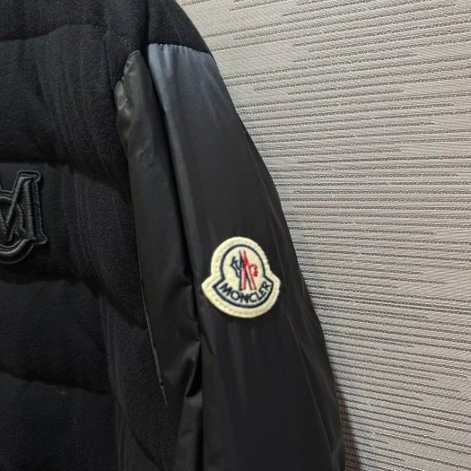 💎Han's house精品服飾💎 moncler Bouchet 羽絨 外套 雙面穿 可手水洗 現貨 2/3原價70200-6