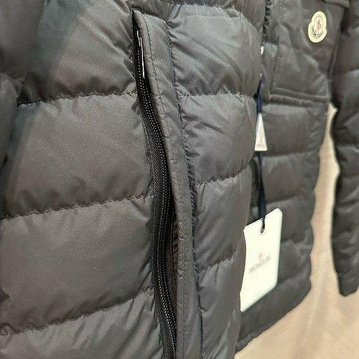 💎Han's house精品服飾💎 MONCLER Berard 羽絨 連帽外套 可手水洗 現貨 2 原價57200-4