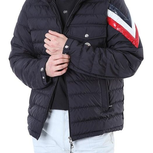 💎Han's house精品服飾💎 MONCLER Berard 羽絨 連帽外套 可手水洗 現貨 2 原價57200-9