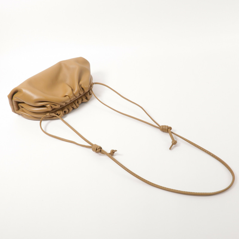 BOTTEGA VENETA 牛皮皮革Mini Pouch Bag肩背袋-7