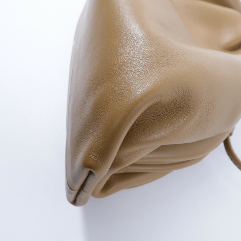 BOTTEGA VENETA 牛皮皮革Mini Pouch Bag肩背袋-11