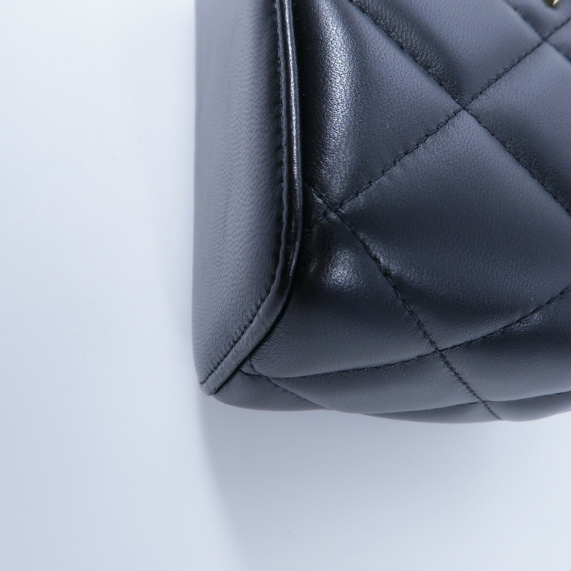 CHANEL 羊皮皮革Vanity Case鏈帶肩背袋-12