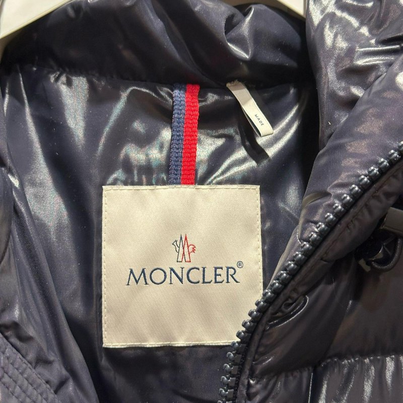 💎Han's house精品服飾💎 moncler Ecrins 羽絨 連帽 外套 現貨 00 原價 67600-4