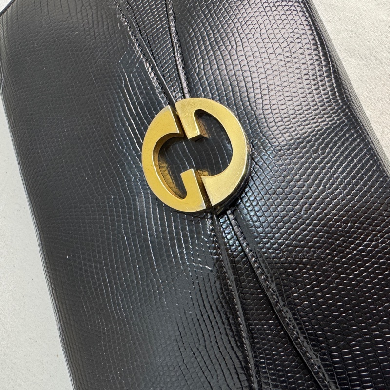 【赫蒂國際精品】 Gucci 黑色皮革翻蓋肩背包 vintage 二手 中古-17