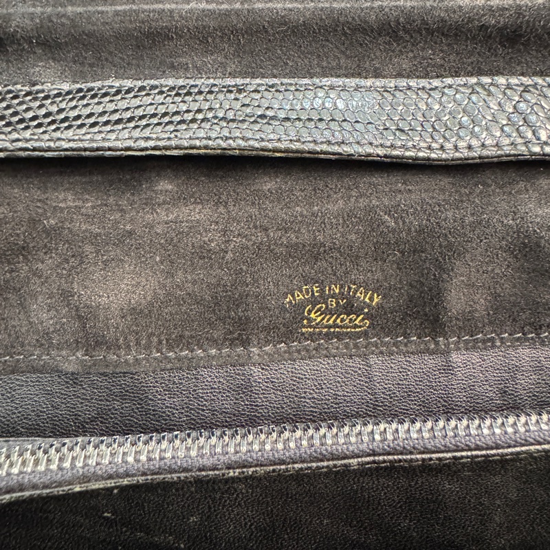 【赫蒂國際精品】 Gucci 黑色皮革翻蓋肩背包 vintage 二手 中古-20