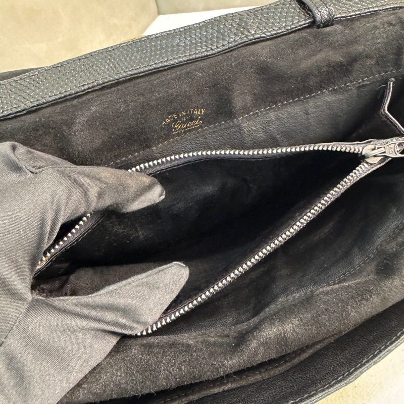 【赫蒂國際精品】 Gucci 黑色皮革翻蓋肩背包 vintage 二手 中古-22