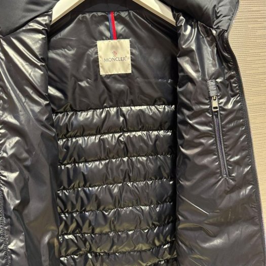 💎Han's house精品服飾💎 moncler Alfit 羽絨 外套 可手水洗 現貨 0 原價50900-2