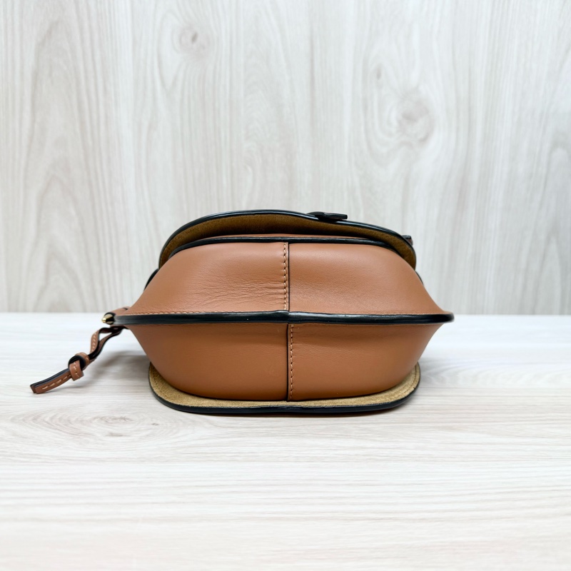 Loewe焦糖mini Gate Dual 斜背包A650N4X13-5