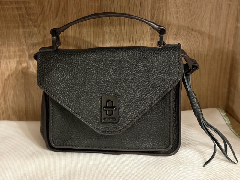 Rebecca Minkoff Darren mini 黑色真皮斜背包｜黑五金 流蘇 小方包 側背包-3