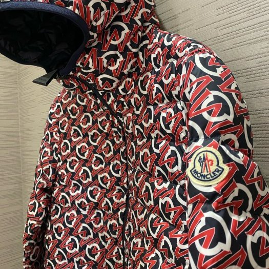 💎Han's house精品服飾💎  moncler Zois 羽絨 連帽 外套 特殊款 雙面穿 現貨 M  原價55000-1