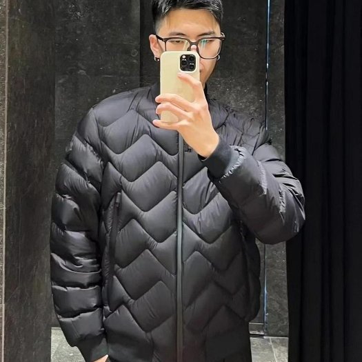 💎Han's house精品服飾💎 moncler Ubac 羽絨 外套 可水手洗 現貨 4 原價56600-8