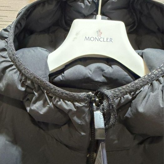 💎Han's house精品服飾💎 moncler Adonis 機能 連帽 羽絨 外套 現貨 M 原價70000-4
