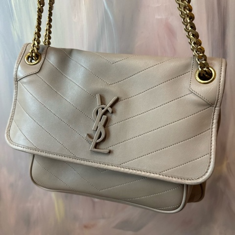 YSL Niki中號小羊皮奶茶色 可肩背斜背手提
