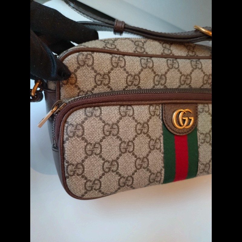 Gucci 咖皮邊印花PVC綠紅綠數層拉鍊斜背包-3