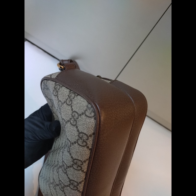 Gucci 咖皮邊印花PVC綠紅綠數層拉鍊斜背包-11