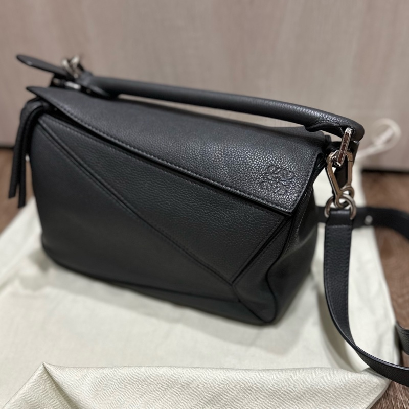 Loewe puzzle small-5
