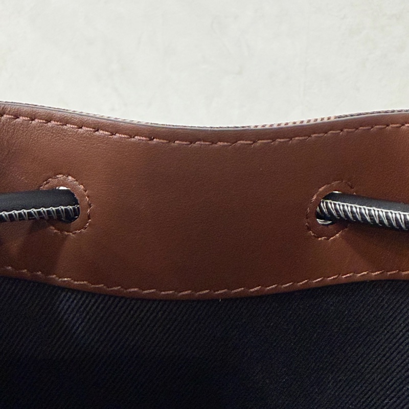 Burberry 8112238 經典格紋水桶包 手提包 側背包 斜背包-18