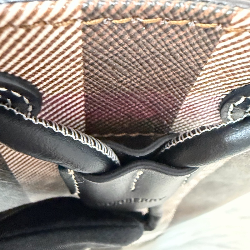 Burberry 8112238 經典格紋水桶包 手提包 側背包 斜背包-35